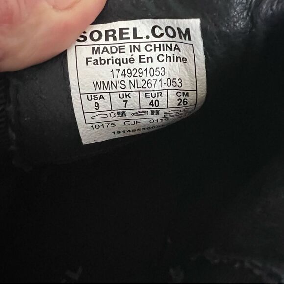 Sorel Women's Emelie Chelsea Bootie - Picture 9 of 12